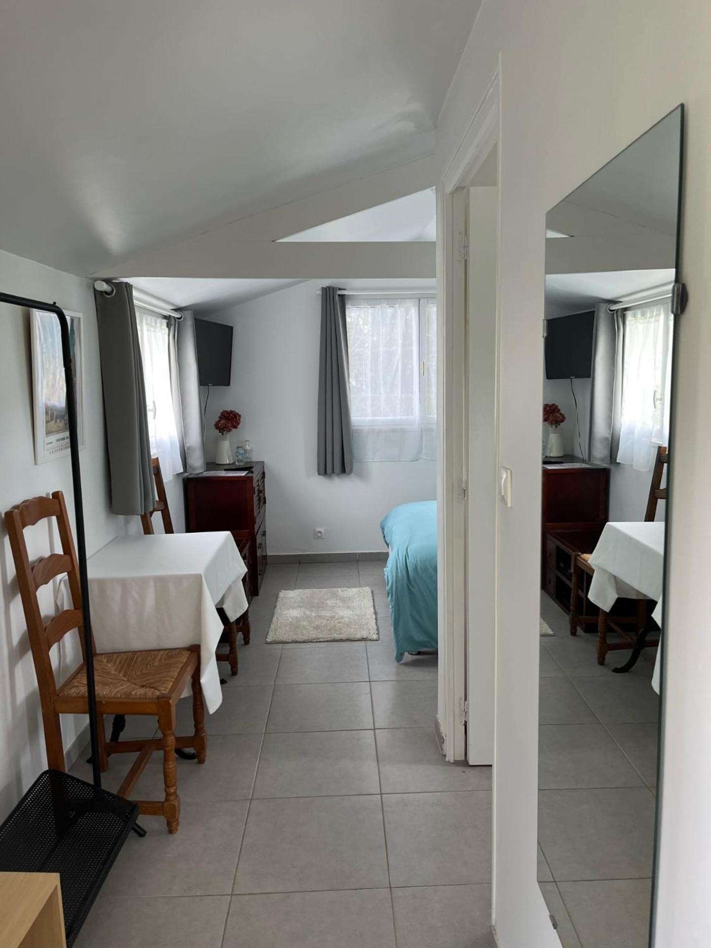 La Petite Campagne Bed & Breakfast Blaru Exterior foto
